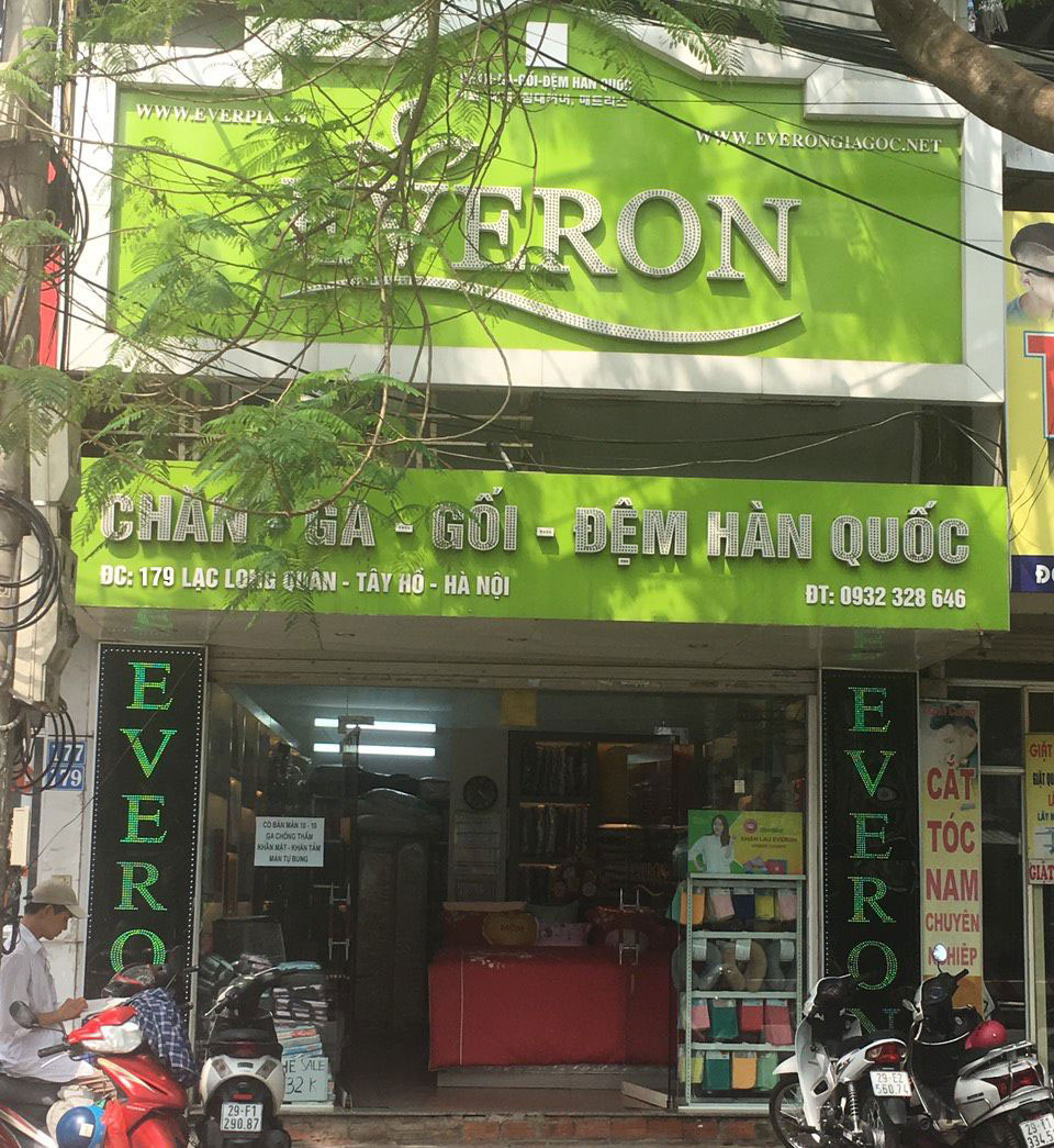 Everon 179 Lạc Long Quân, Tây Hồ, Hà Nội có vị trí thoáng mát, dễ tìm, nơi đậu xe rộng rãi